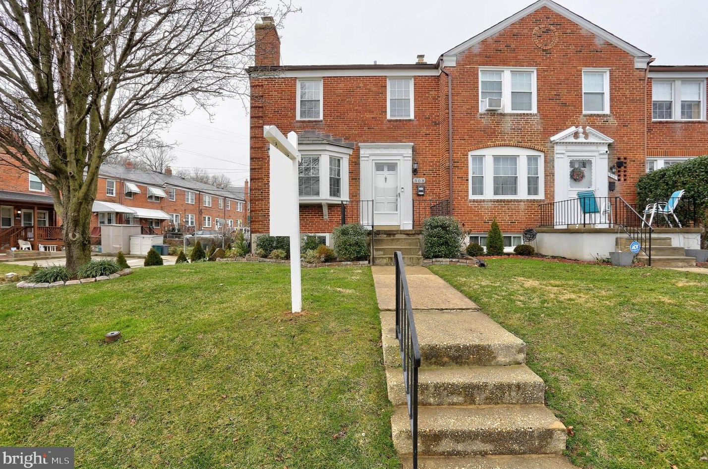 308 Stratford Rd, Baltimore MD  21228-1844 exterior