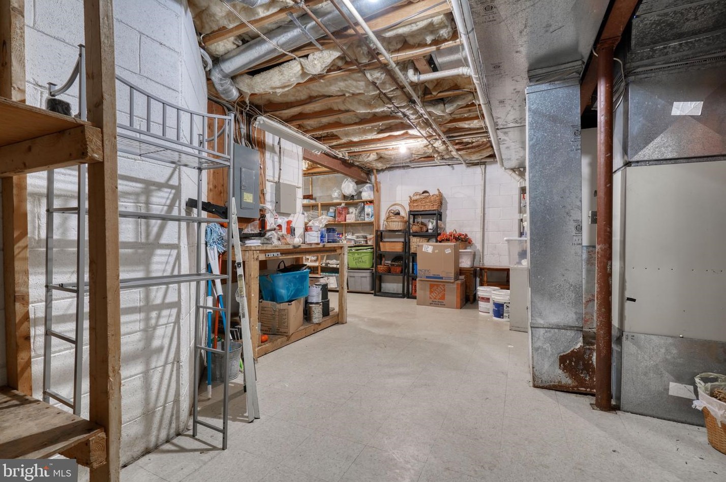 38 River Oaks Cir, Baltimore MD  21208-6358 exterior