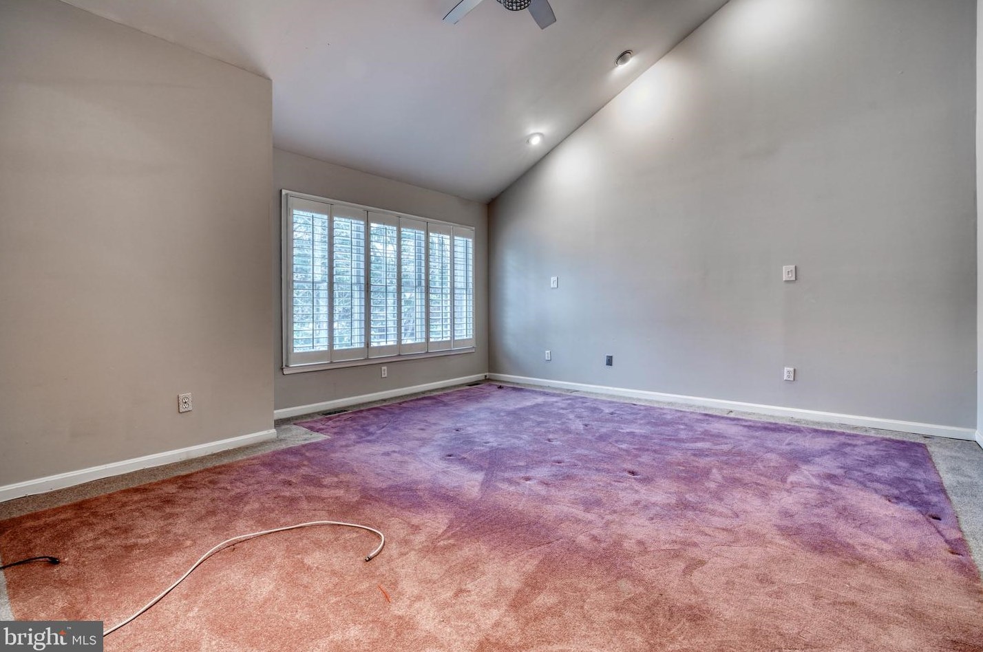 38 River Oaks Cir, Baltimore MD  21208-6358 exterior