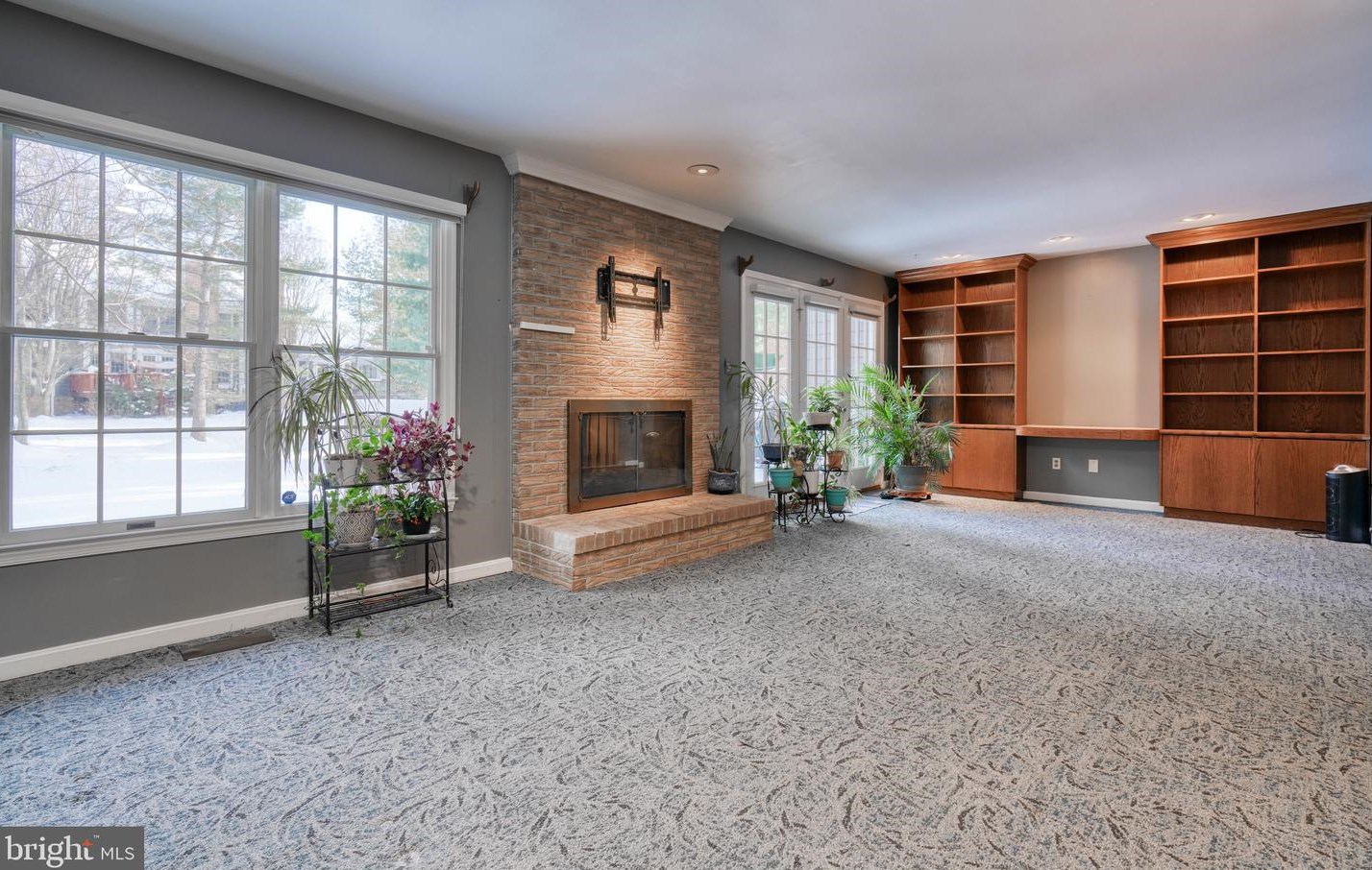 38 River Oaks Cir, Baltimore MD  21208-6358 exterior