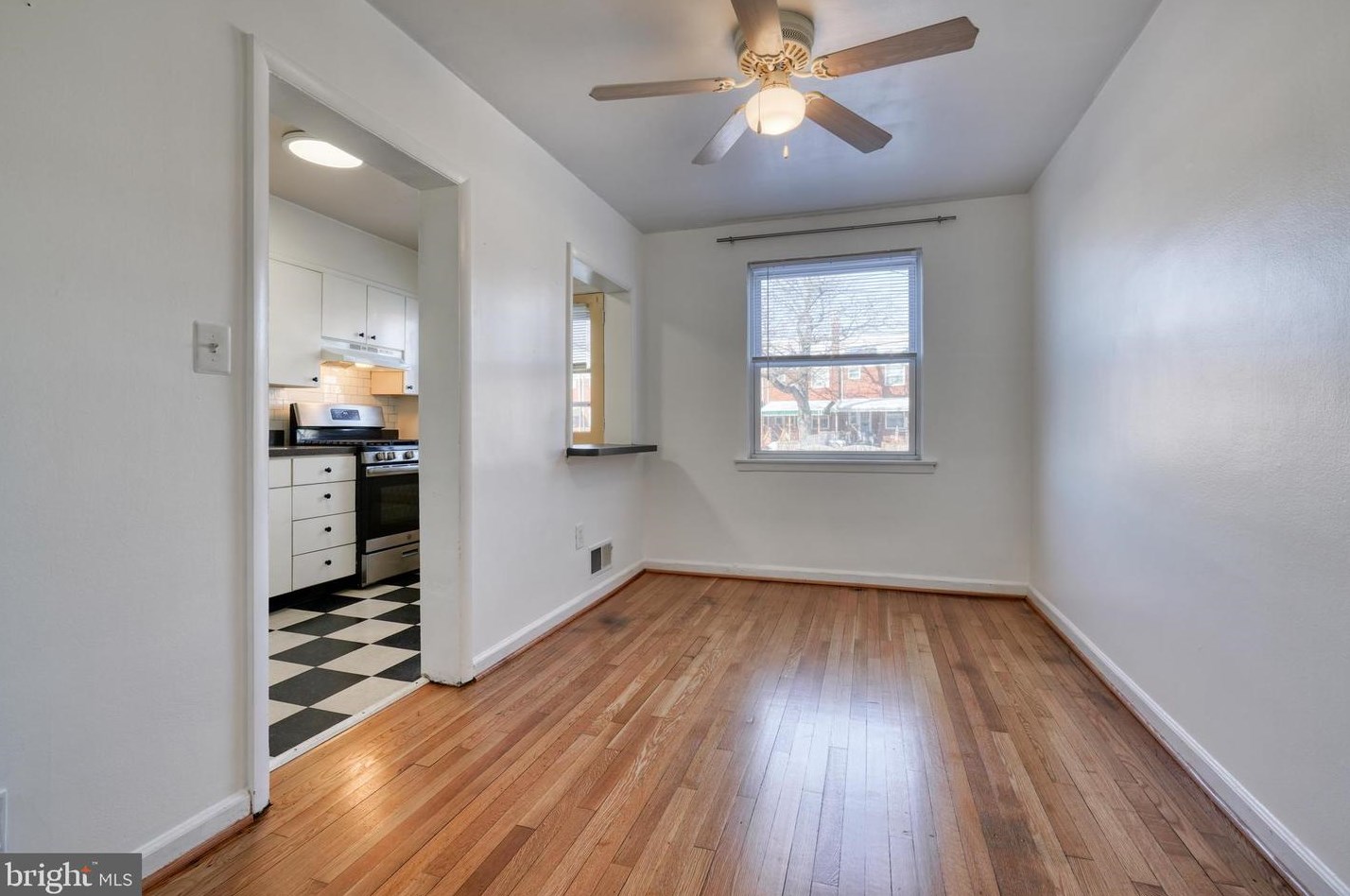 2058 Jasmine Rd, Baltimore MD  21222-5638 exterior