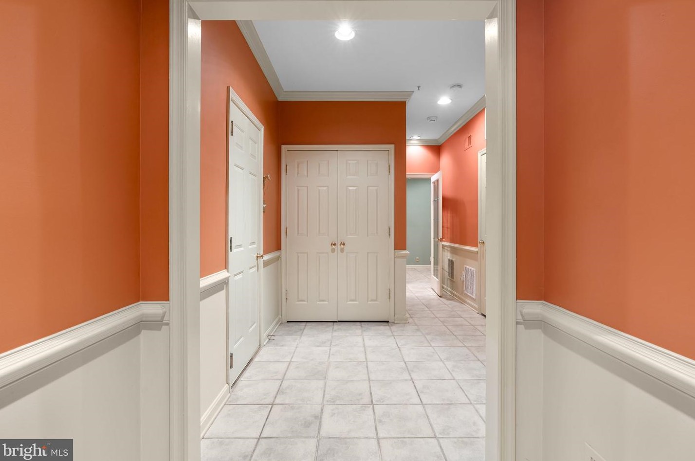 1011 Lillies Ln, Ellicott, MD 21043-4755