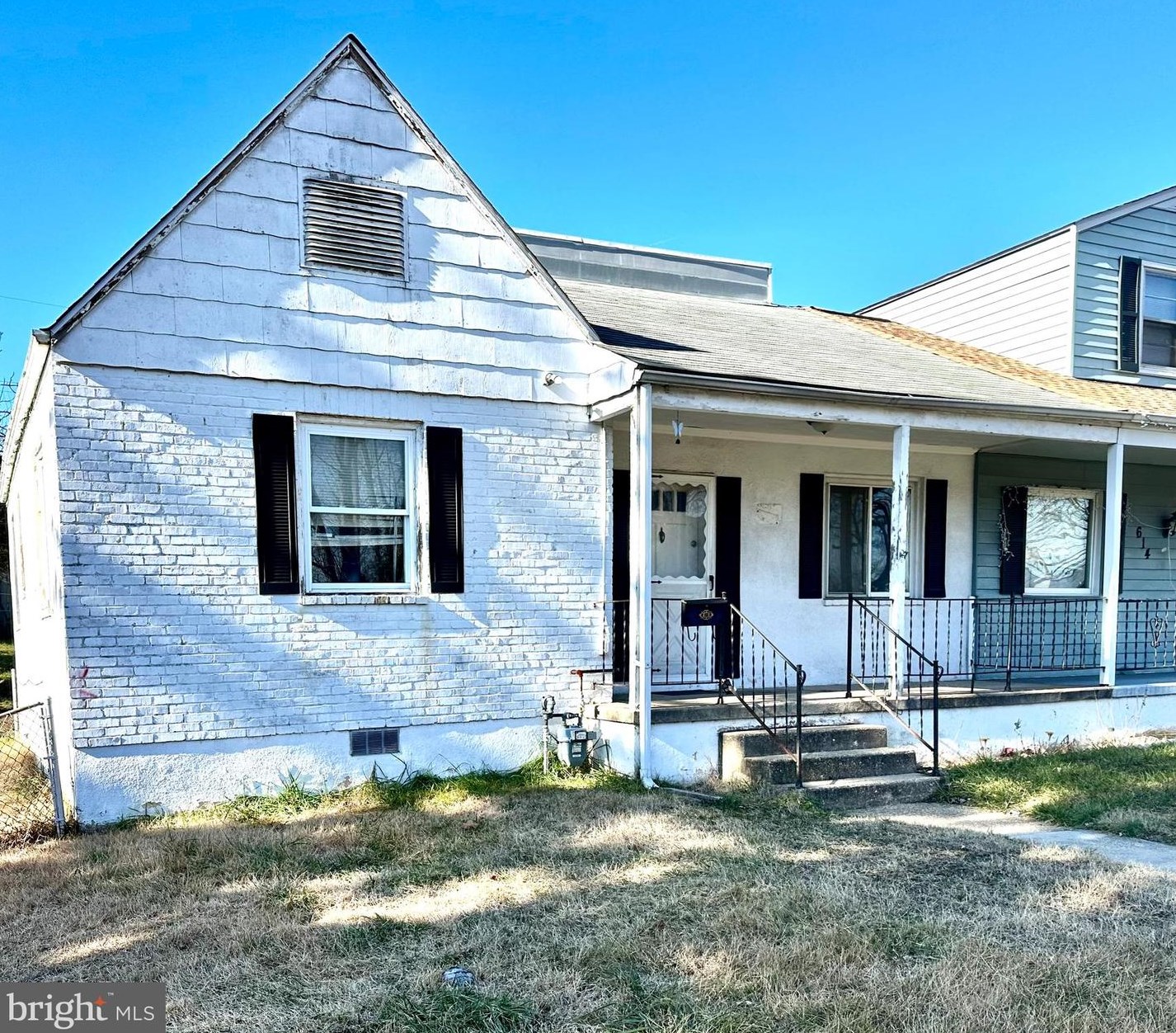 612 Meadow Rd, Baltimore, MD 21206-2110