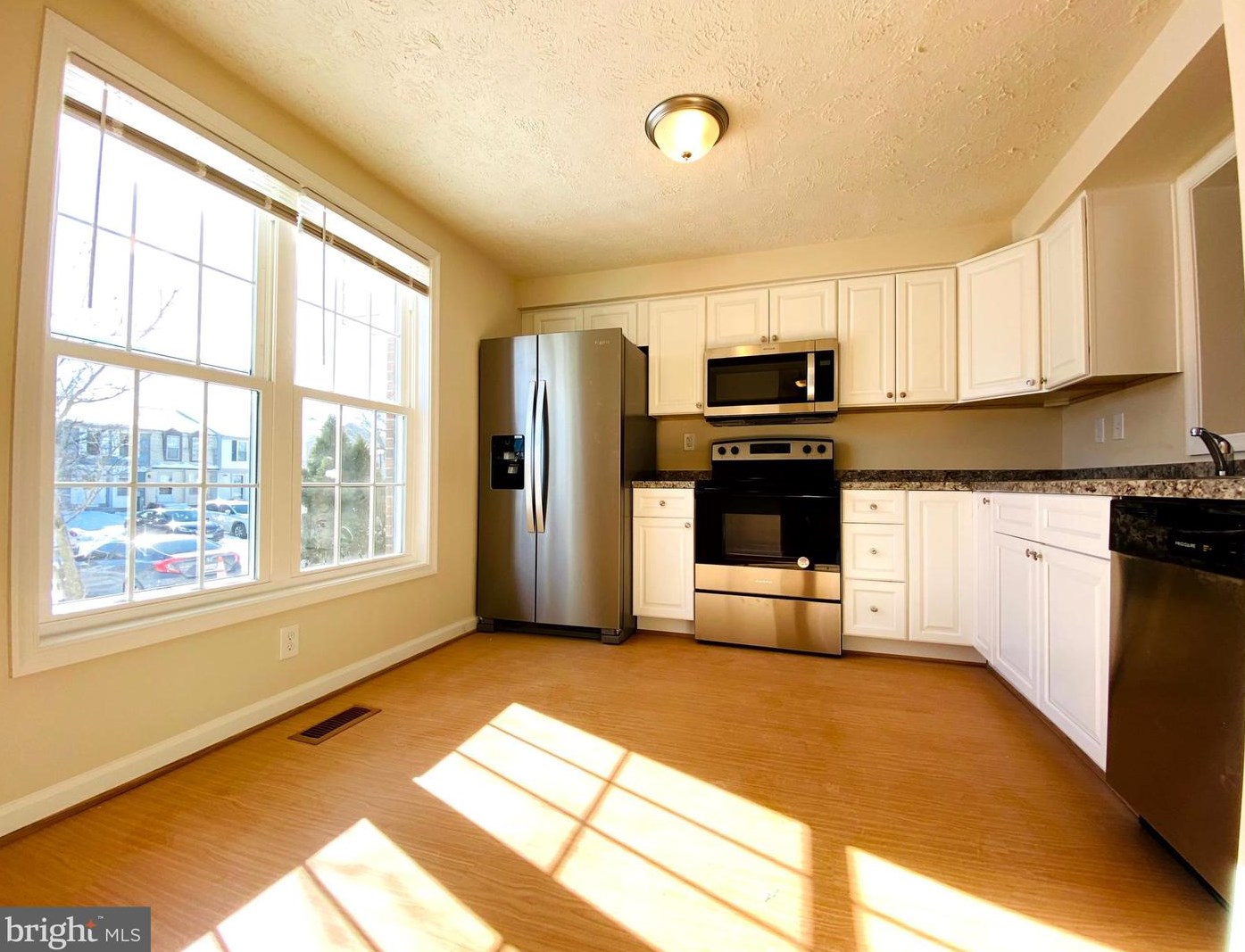 54 Triple Crown Ct, Baltimore, MD 21244