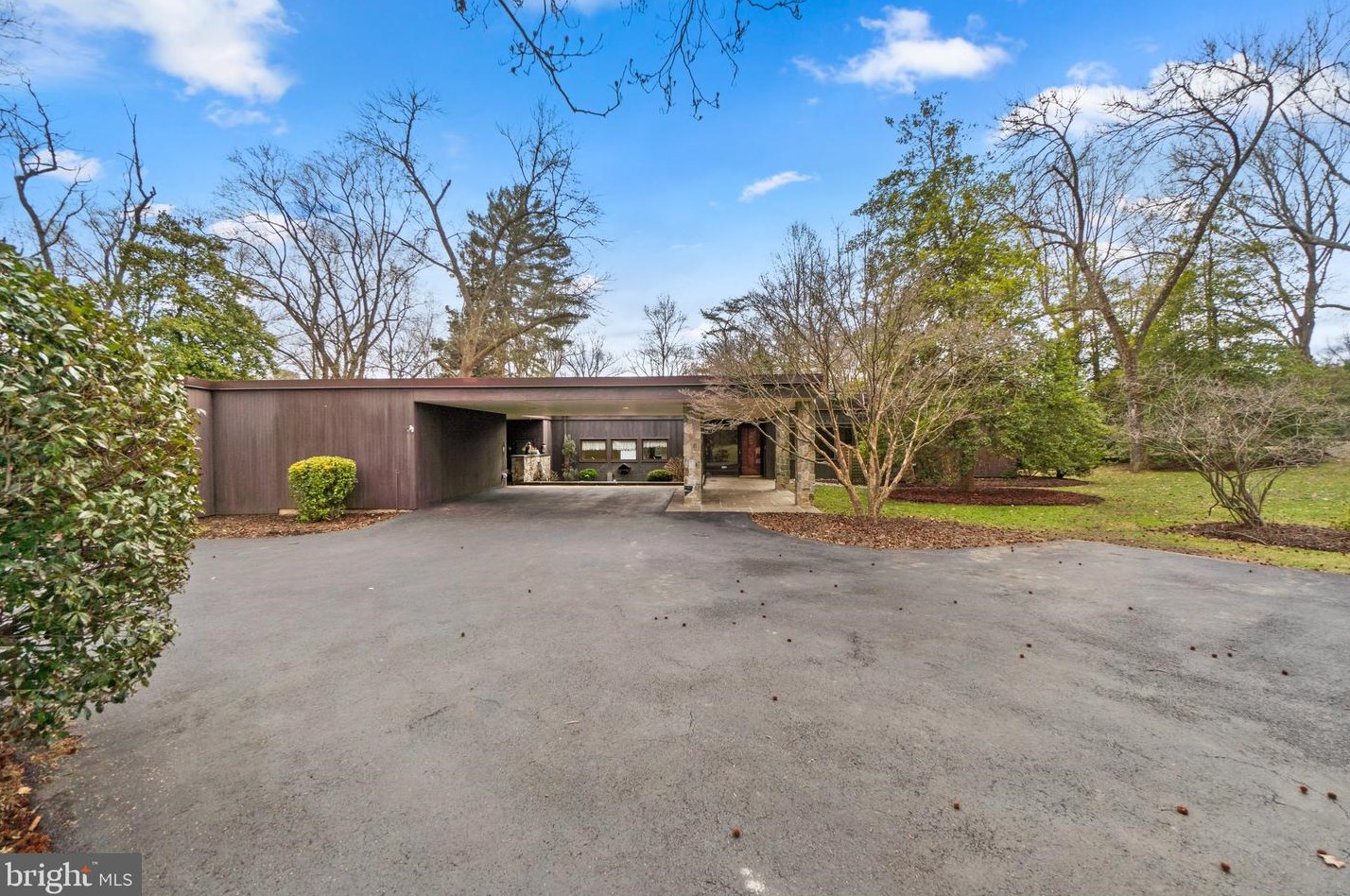 503 Stratford Ct, Baltimore, MD 21286-1328