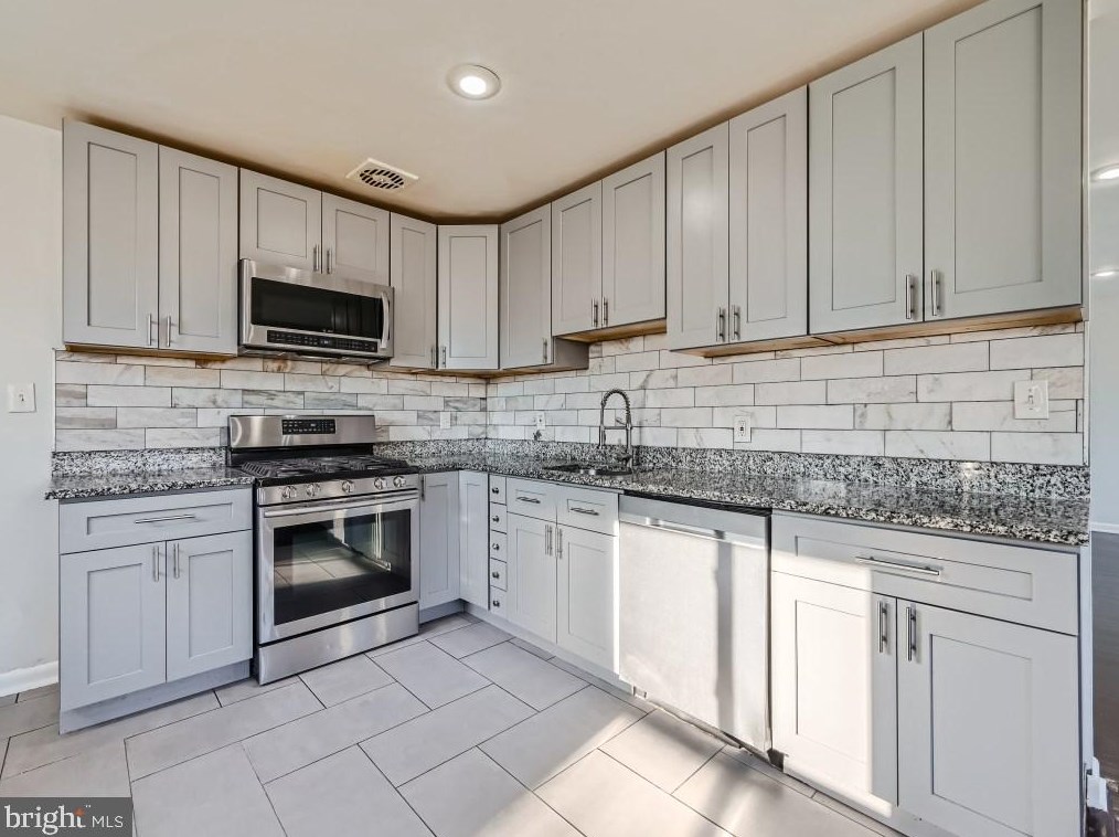 3314 Hillsmere Rd, Baltimore, MD 21207-5606