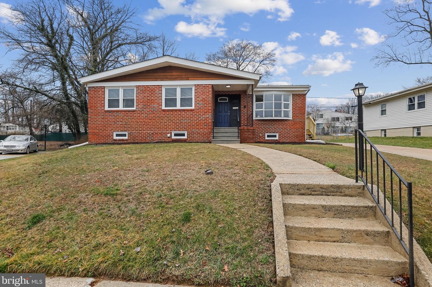 3307 Lauri Rd, Baltimore, MD 21244-1325