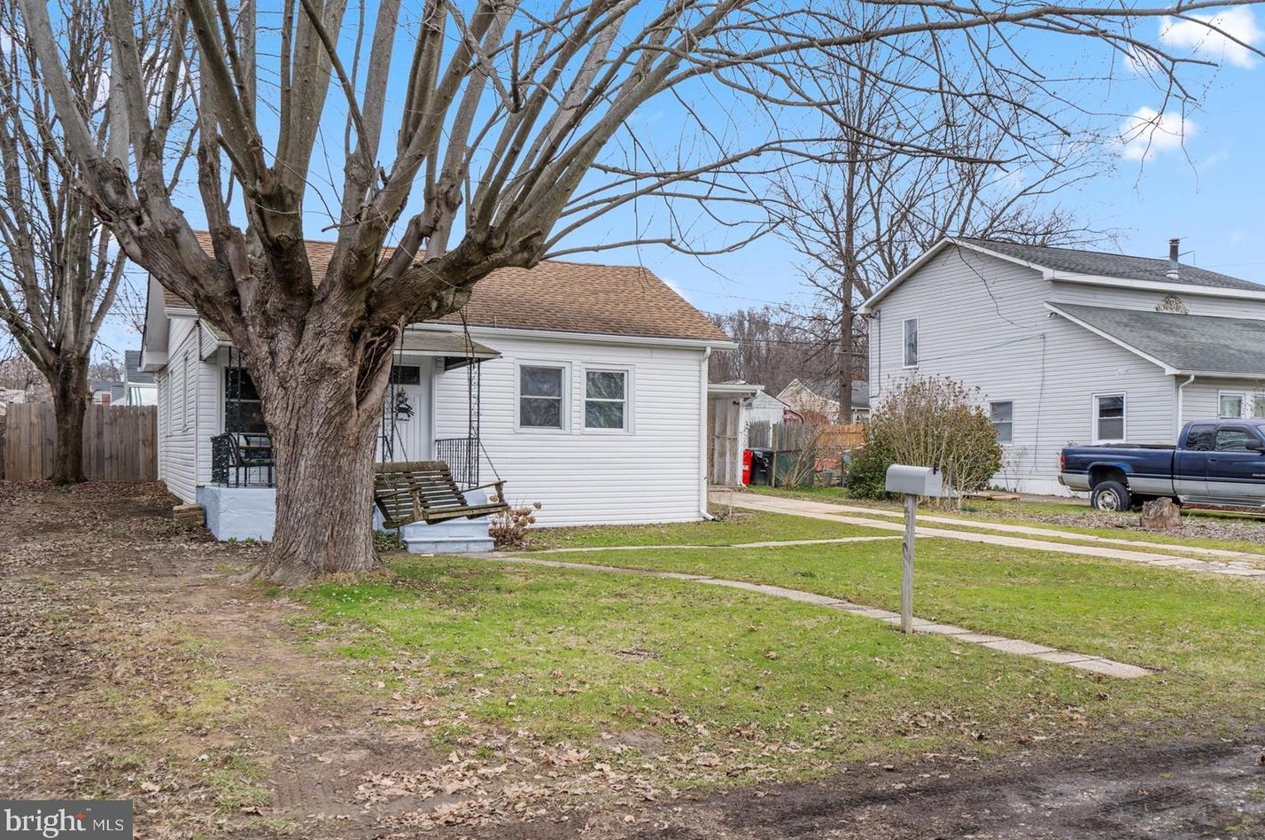 18 Transverse Ave, Baltimore MD  21220-3435 exterior