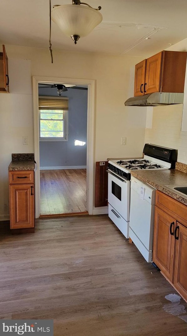 7244 Martell Ave, Baltimore MD  21222-3146 exterior