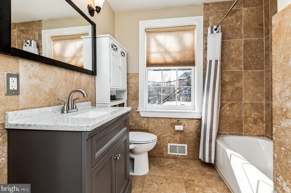 148 Regester Ave, Baltimore MD  21212-1538 exterior