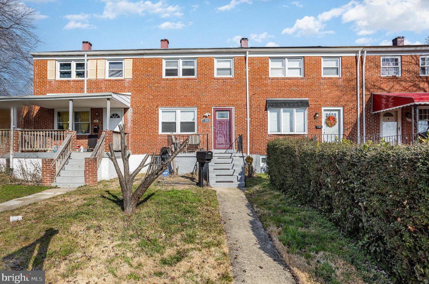 215 Southeastern Ct, Baltimore, MD 21221-3916