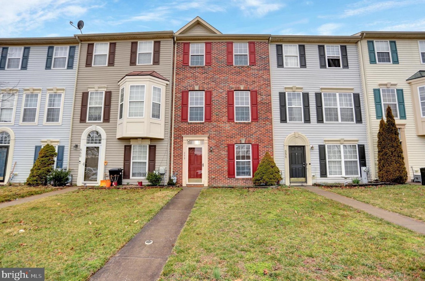 658 Luthardt Rd, Baltimore MD  21220-2380 exterior