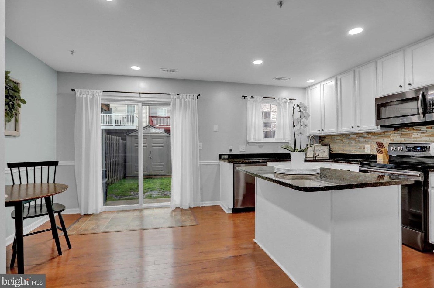 658 Luthardt Rd, Baltimore MD  21220-2380 exterior