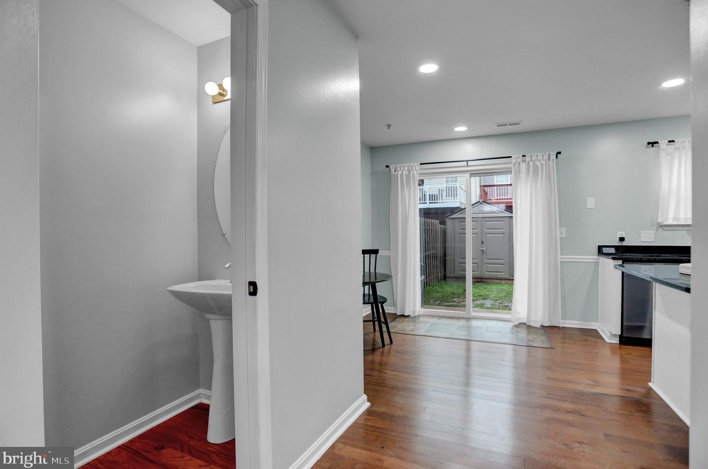 658 Luthardt Rd, Baltimore MD  21220-2380 exterior