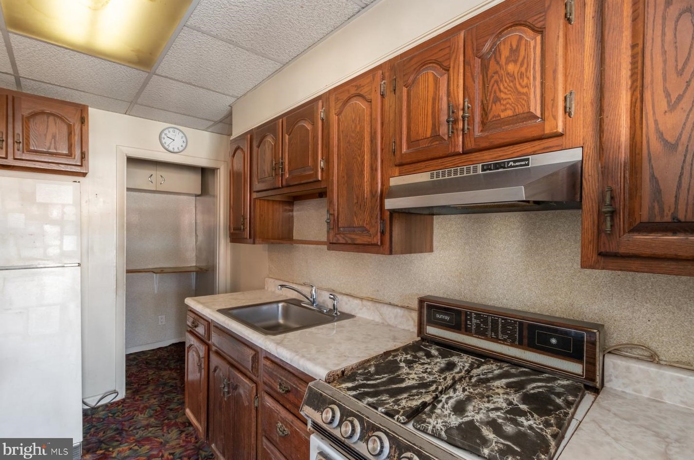 2806 Creston Rd, Baltimore MD  21222-2210 exterior