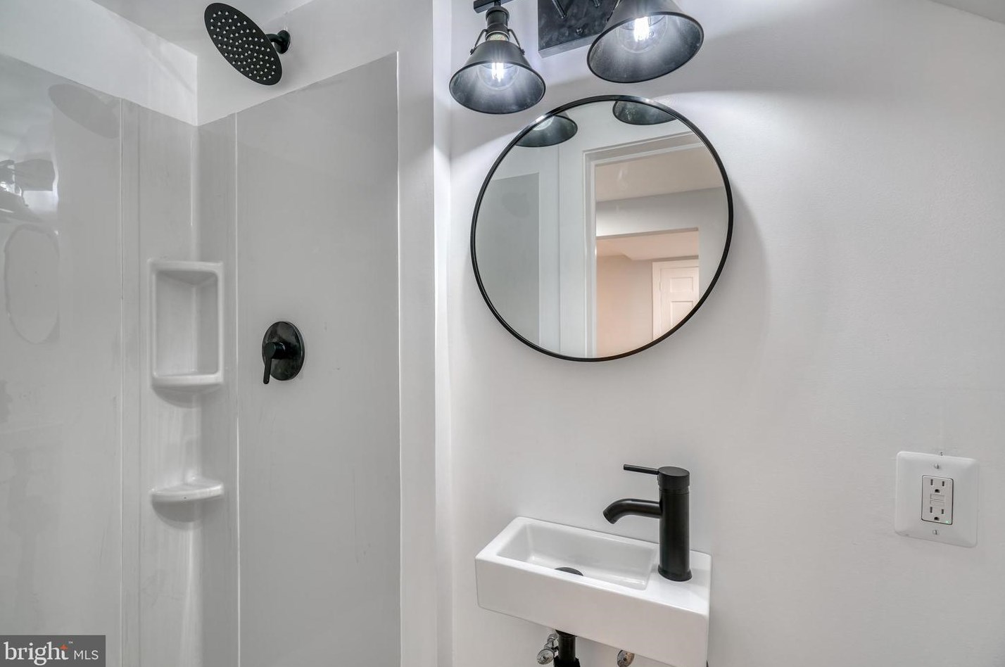 1720 Yakona Rd, Baltimore MD  21234-3607 exterior