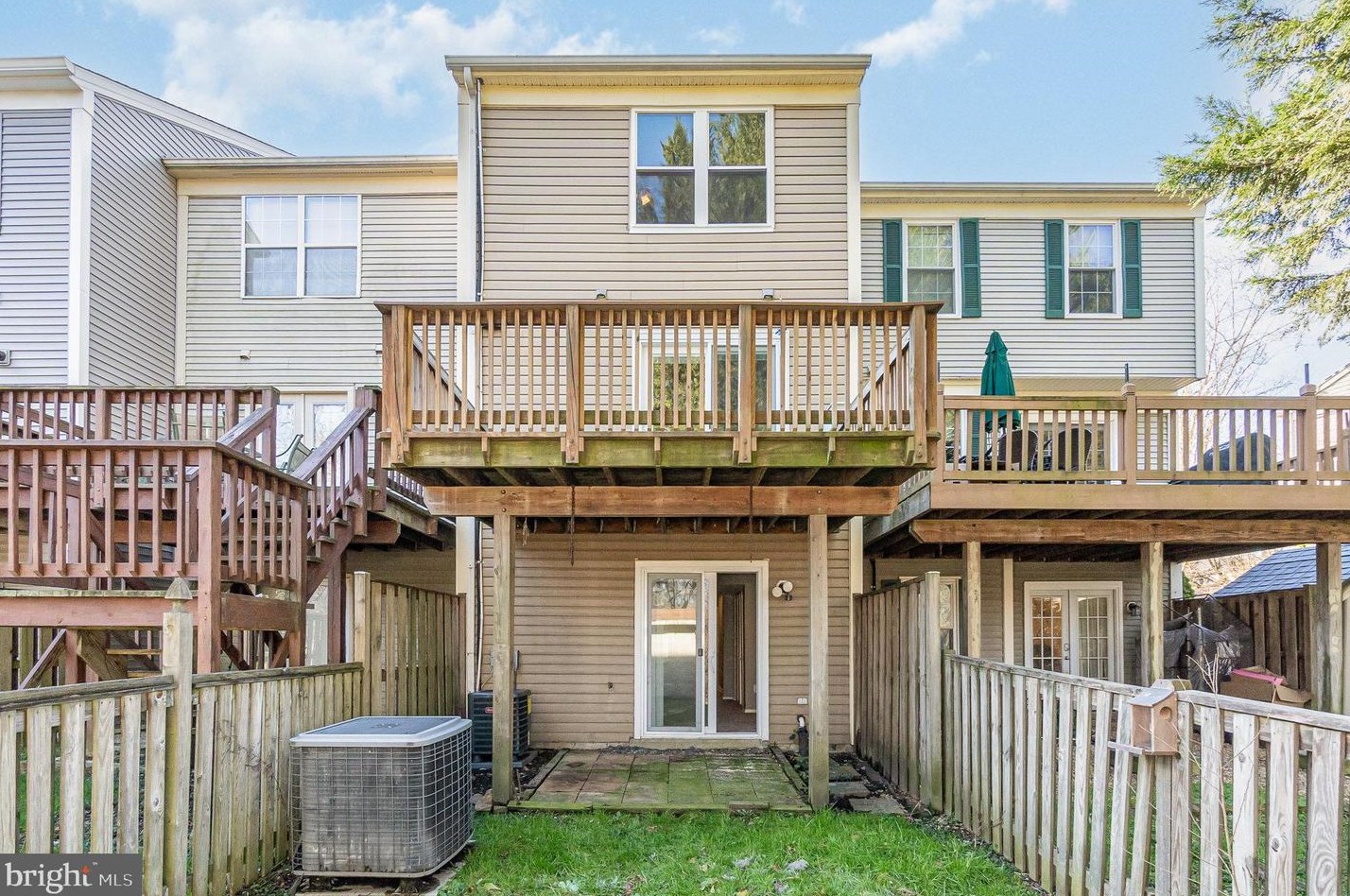 24 Jack Pine Pl, Baltimore MD  21236-3537 exterior