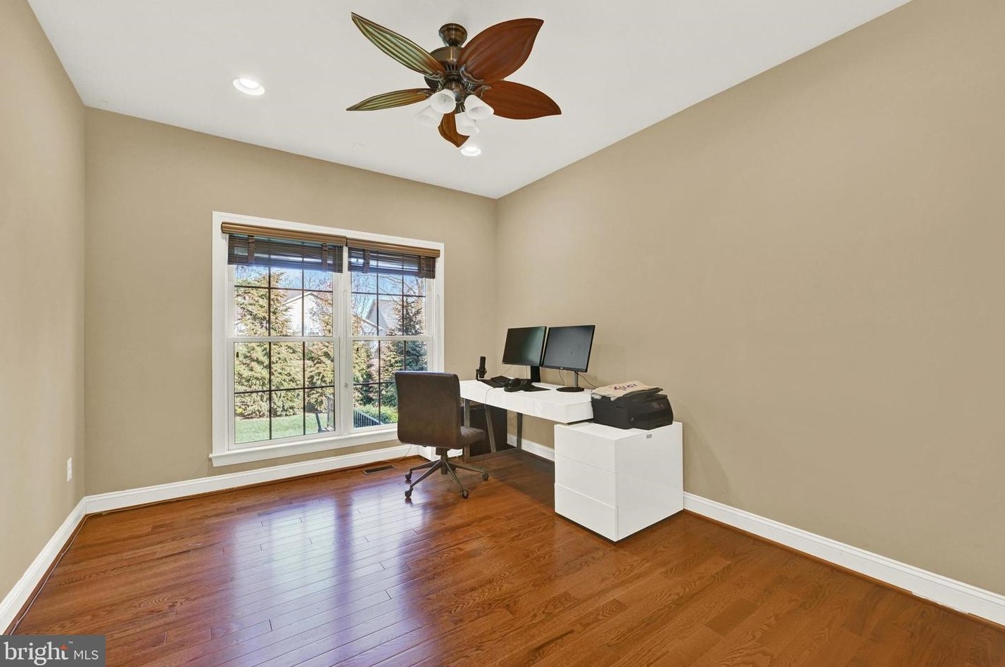 325 Lyon Ct, Baltimore MD  21208-1196 exterior