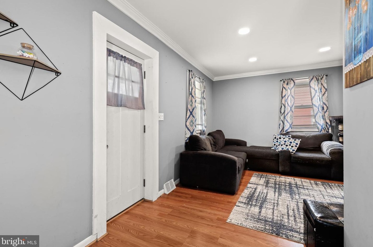 50 Winters Ln, Baltimore MD  21228-4436 exterior