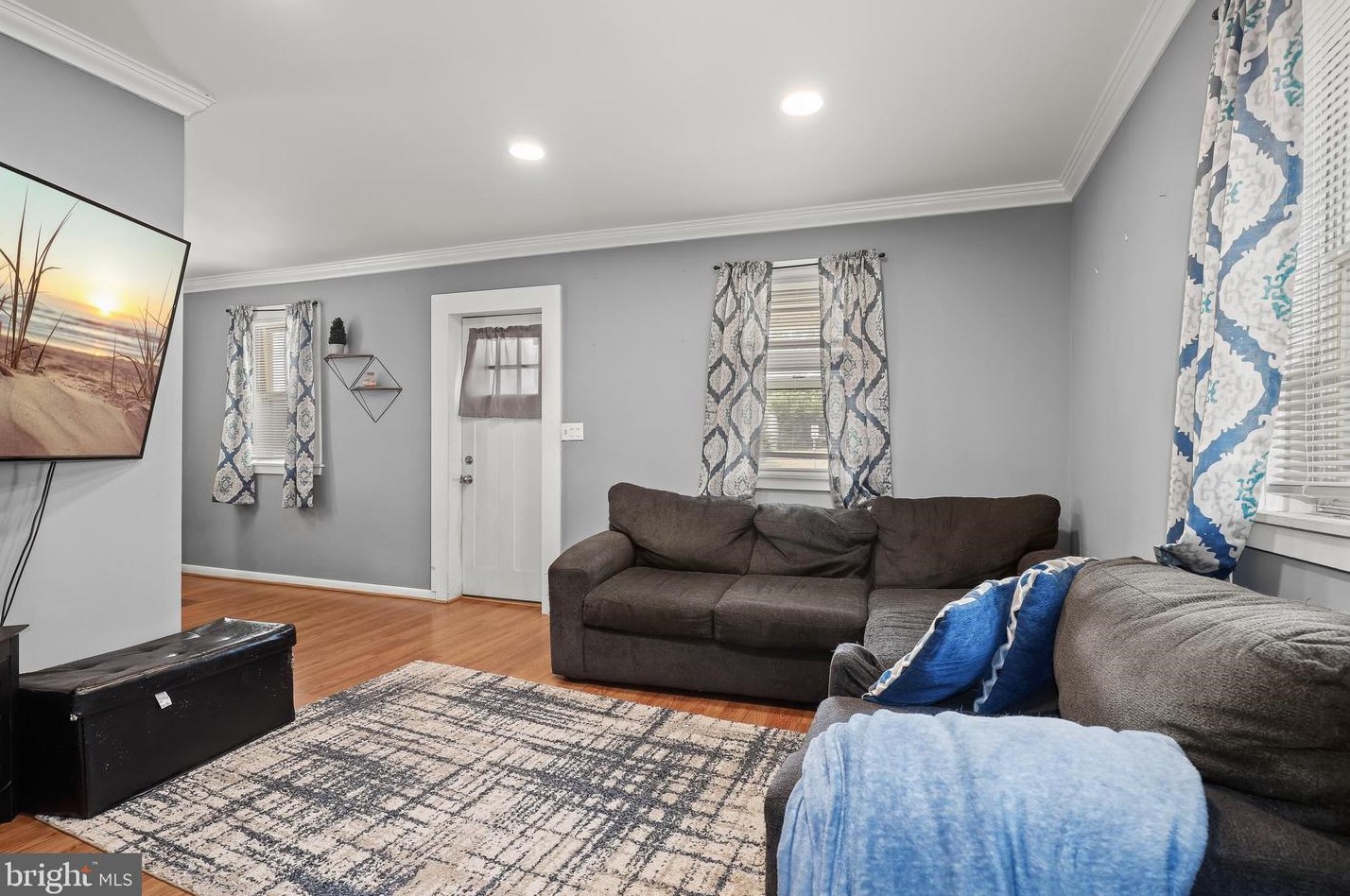 50 Winters Ln, Baltimore MD  21228-4436 exterior