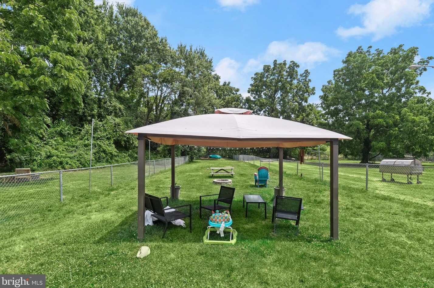 50 Winters Ln, Baltimore MD  21228-4436 exterior