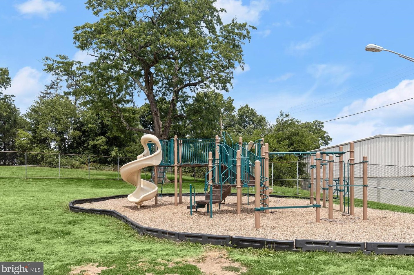 50 Winters Ln, Baltimore MD  21228-4436 exterior
