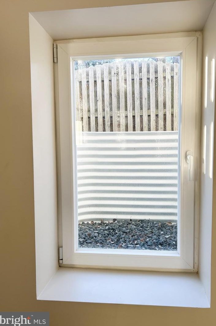 306 Severn Ave, Baltimore MD  21237-3228 exterior