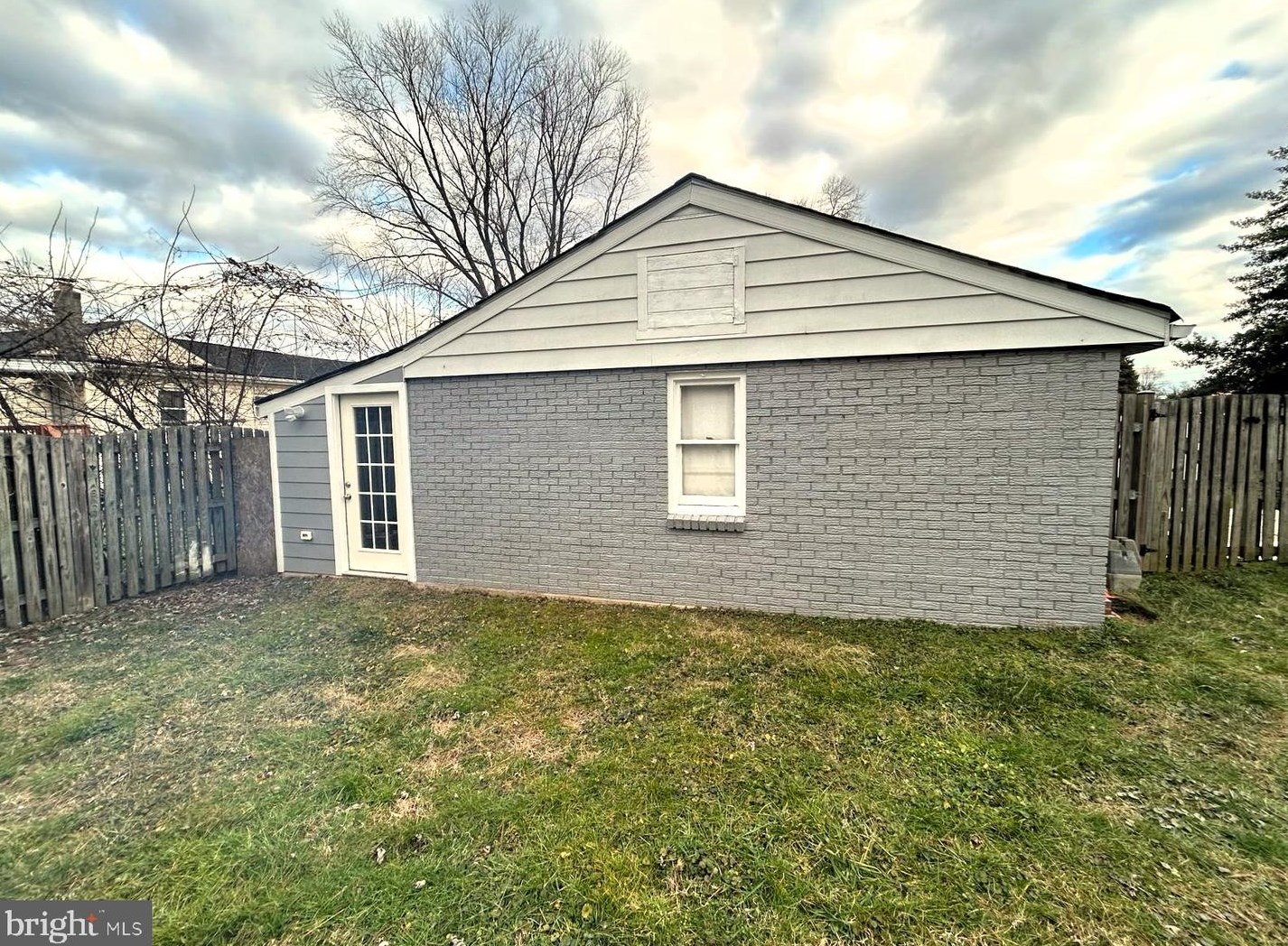 306 Severn Ave, Baltimore MD  21237-3228 exterior