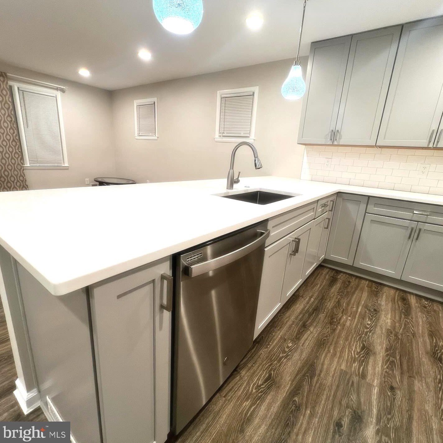 306 Severn Ave, Baltimore MD  21237-3228 exterior