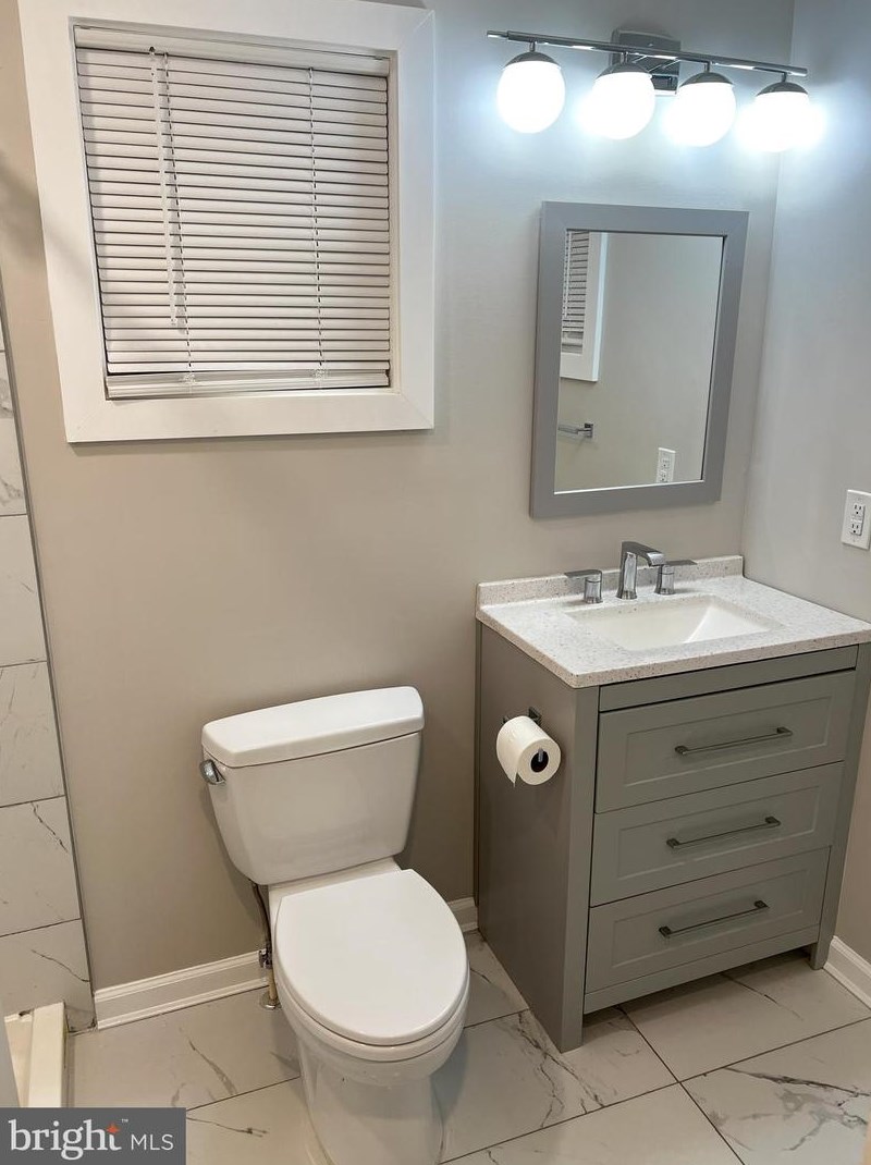 306 Severn Ave, Baltimore MD  21237-3228 exterior