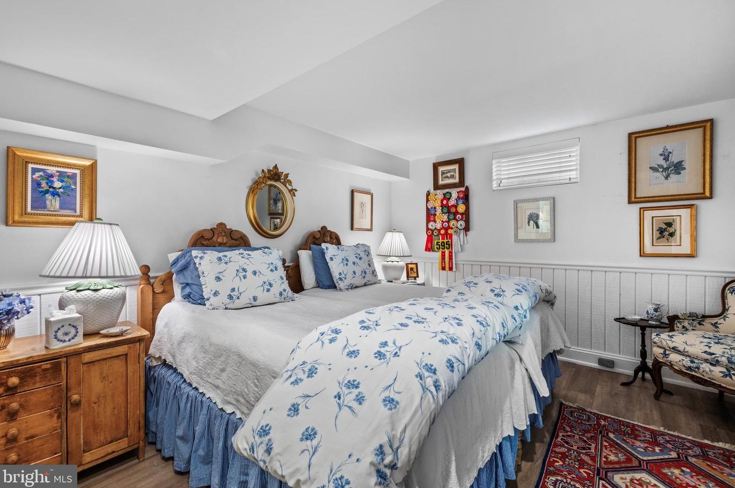 7917 Roldrew Ave, Baltimore MD 21204-3533 exterior