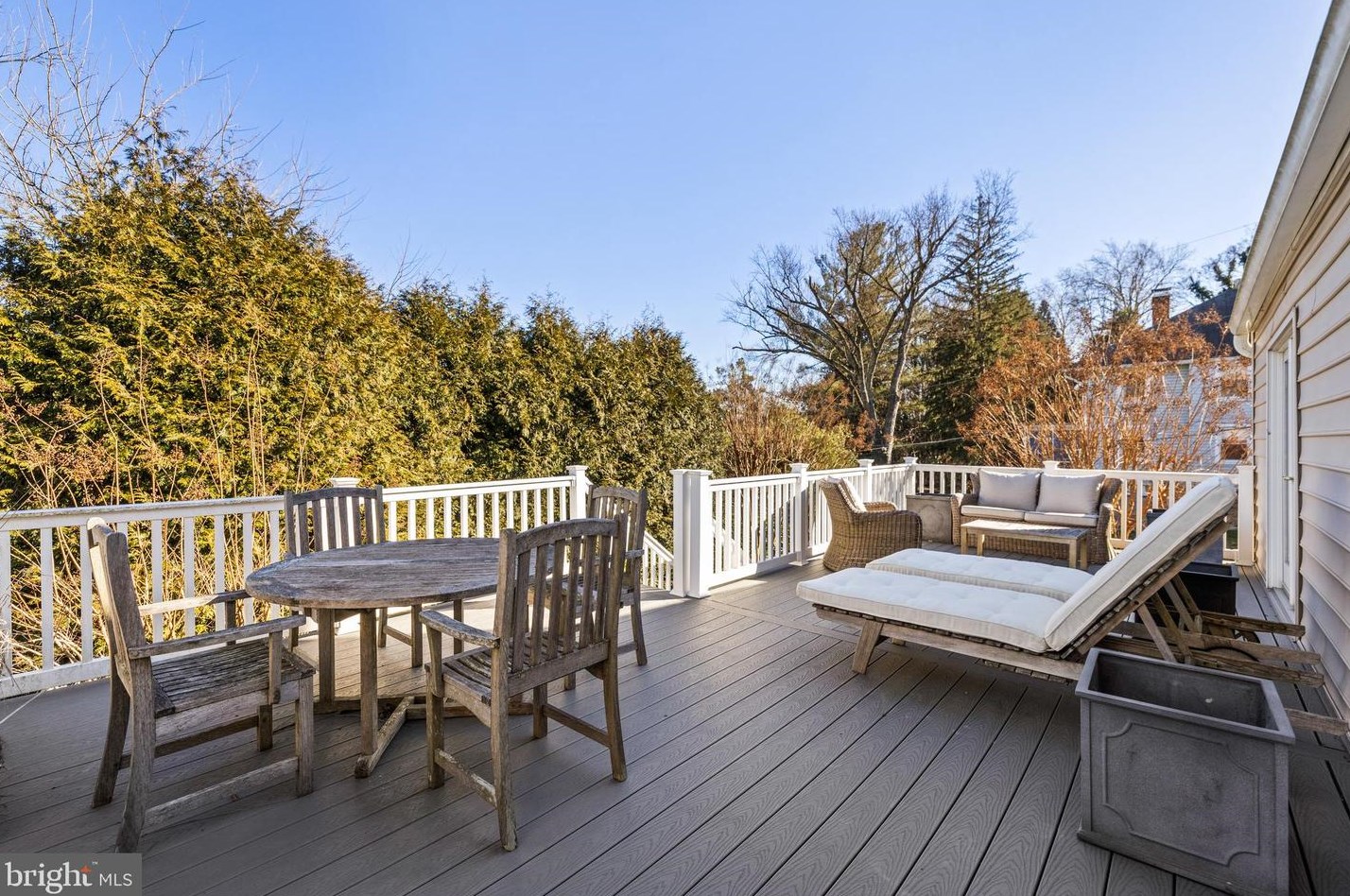 7917 Roldrew Ave, Baltimore MD 21204-3533 exterior