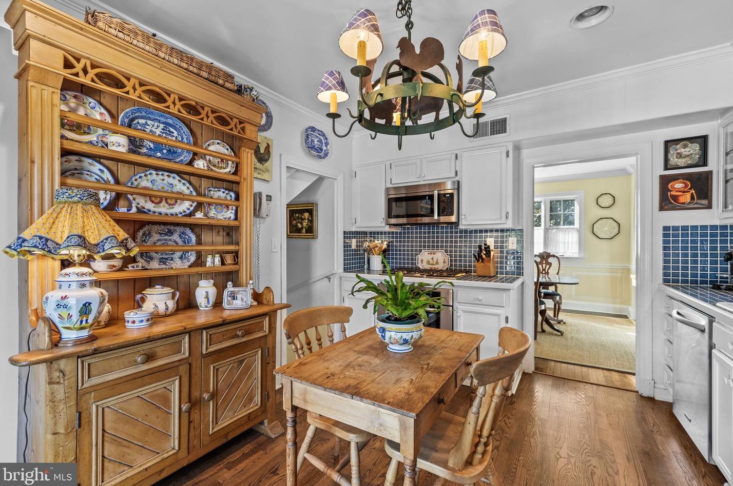 7917 Roldrew Ave, Baltimore MD 21204-3533 exterior