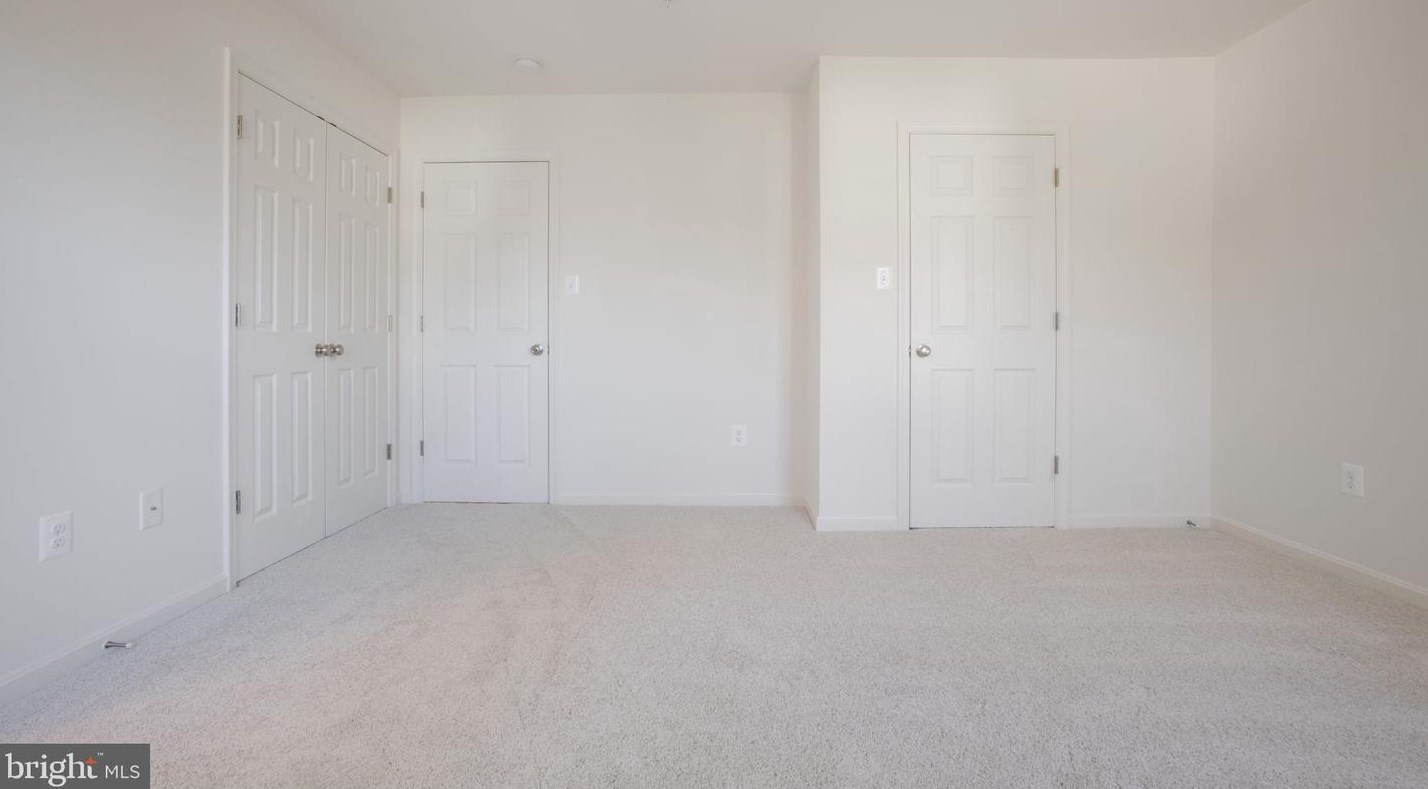 2939 Summit Ave, Baltimore MD  21234-1715 exterior