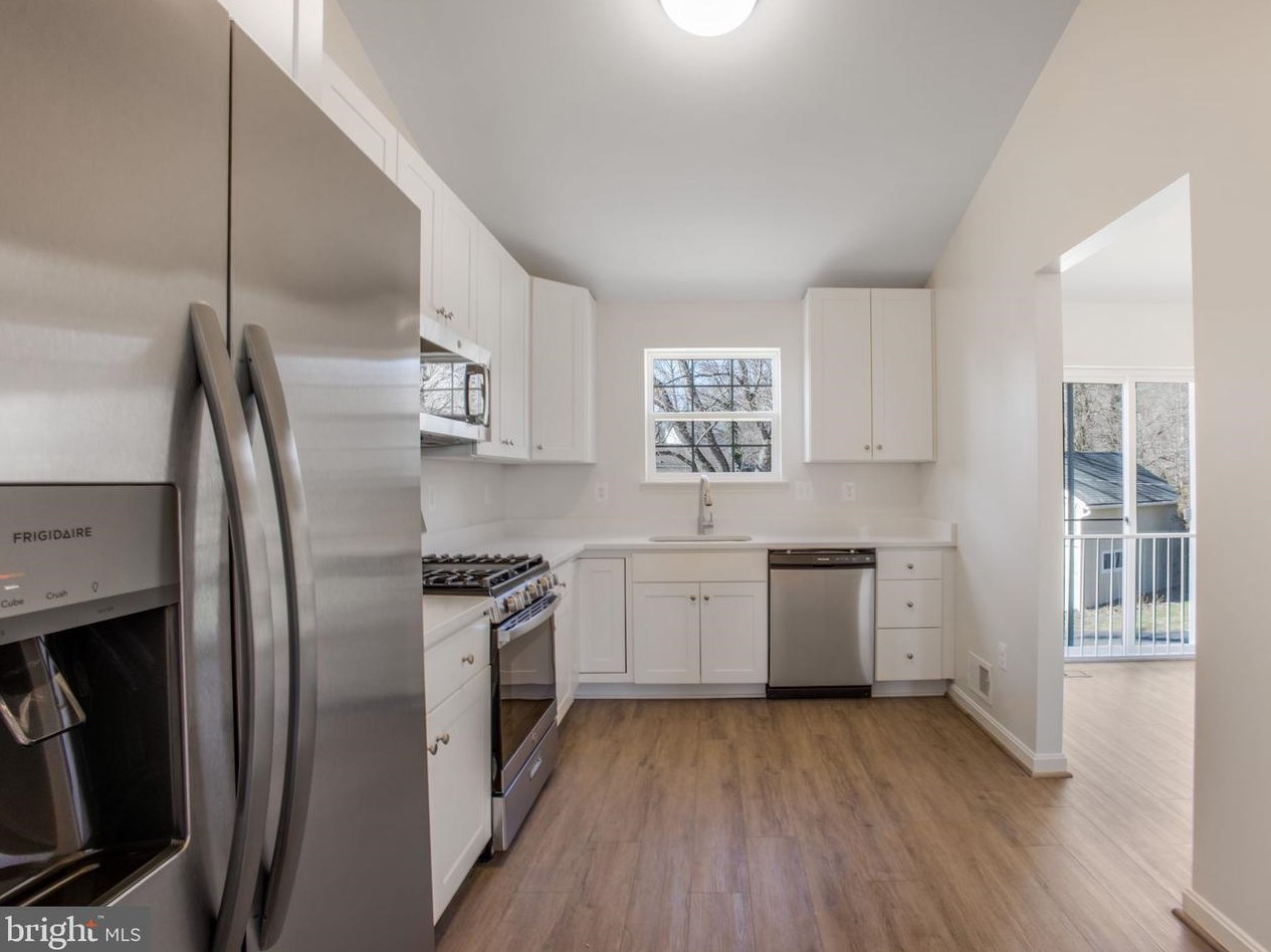 2939 Summit Ave, Baltimore MD  21234-1715 exterior