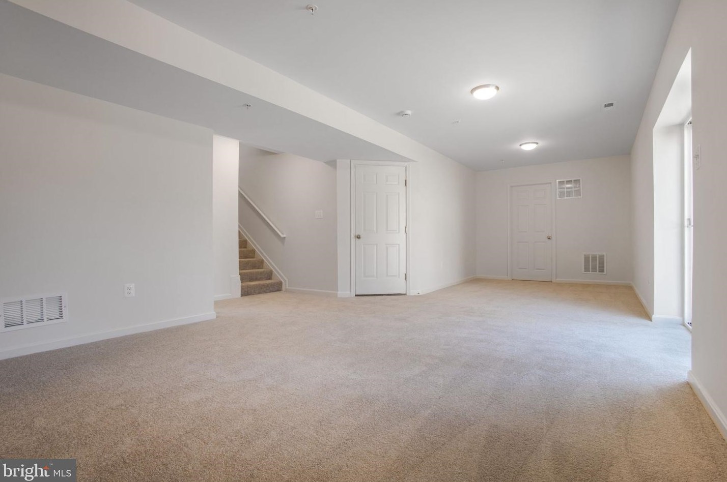 2939 Summit Ave, Baltimore MD  21234-1715 exterior