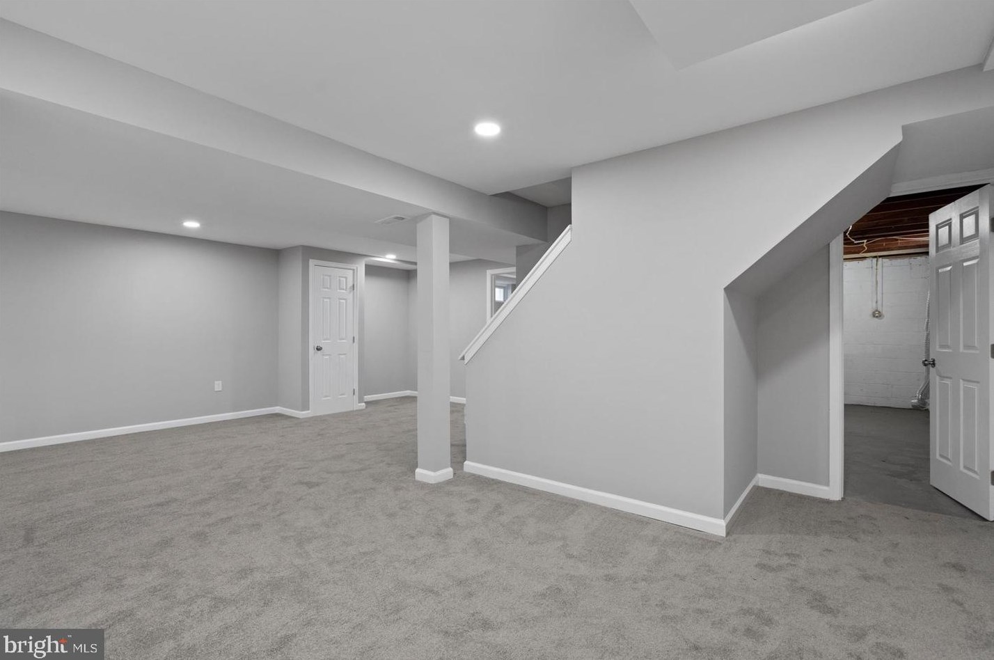 7015 Yataruba Dr, Baltimore MD  21207-5624 exterior