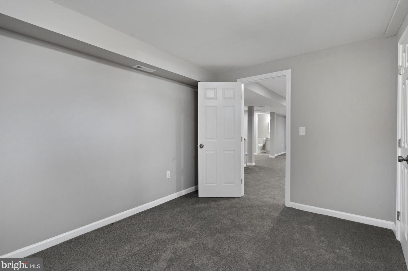 7015 Yataruba Dr, Baltimore MD  21207-5624 exterior