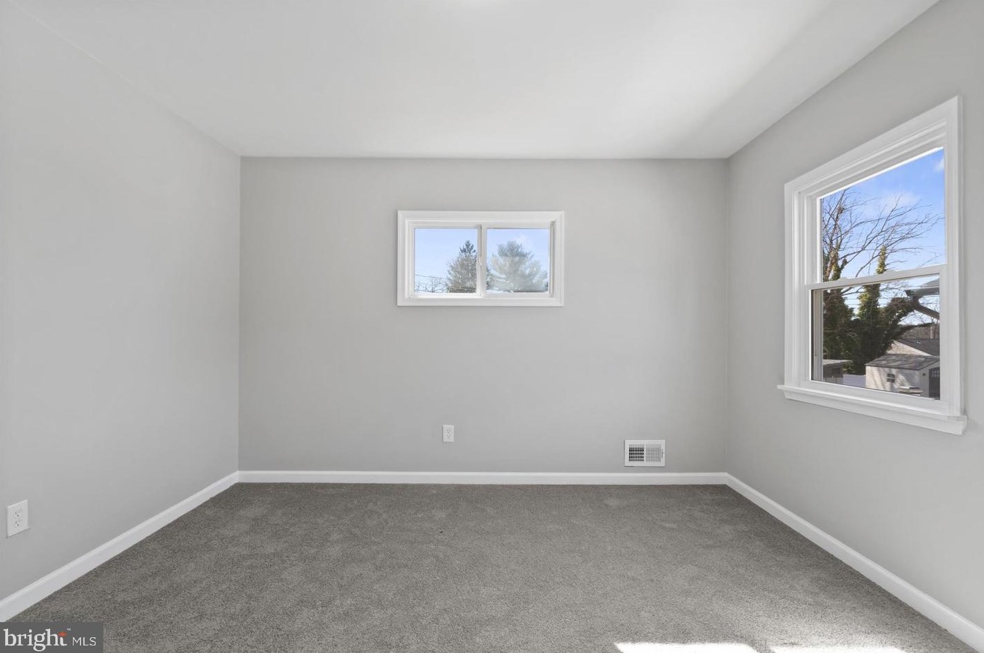 7015 Yataruba Dr, Baltimore MD  21207-5624 exterior