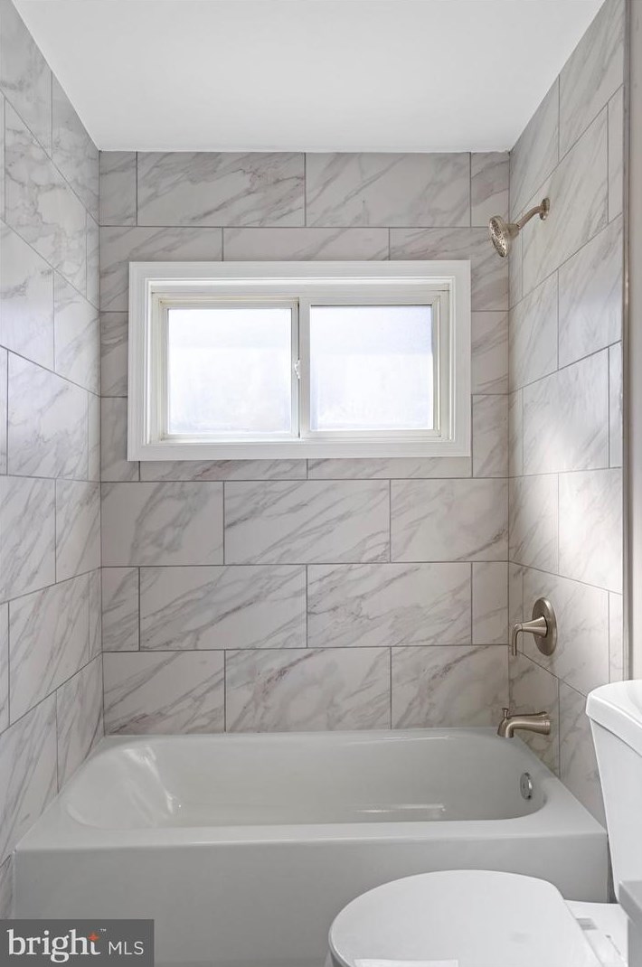 7015 Yataruba Dr, Baltimore MD  21207-5624 exterior