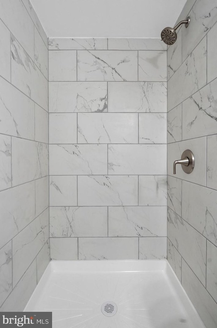 7015 Yataruba Dr, Baltimore MD  21207-5624 exterior