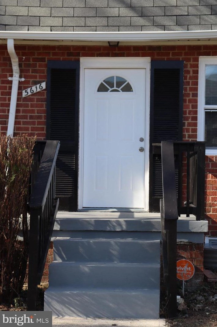 5616 Whitby Rd, Baltimore, MD 21206-2940
