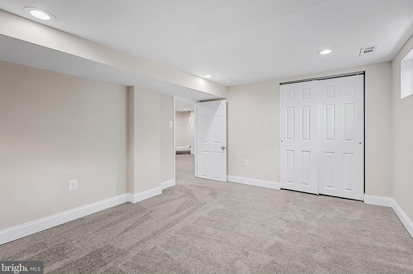 1250 Stevens Ave, Baltimore MD  21227-2644 exterior