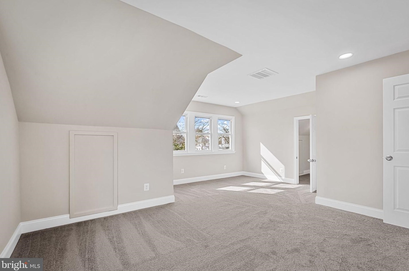 1250 Stevens Ave, Baltimore MD  21227-2644 exterior