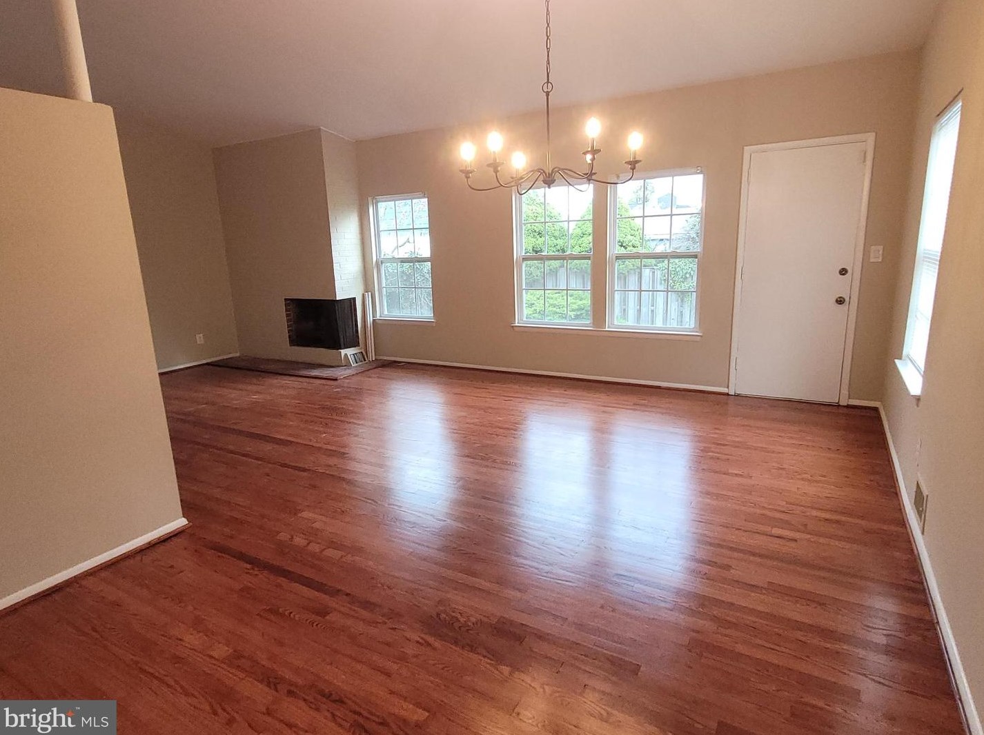 6805 Pimlico Dr, Baltimore, MD 21209-1620