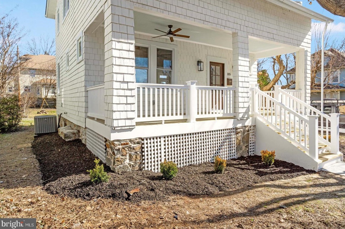 105 Shady Nook Ave, Baltimore, MD 21228-3538