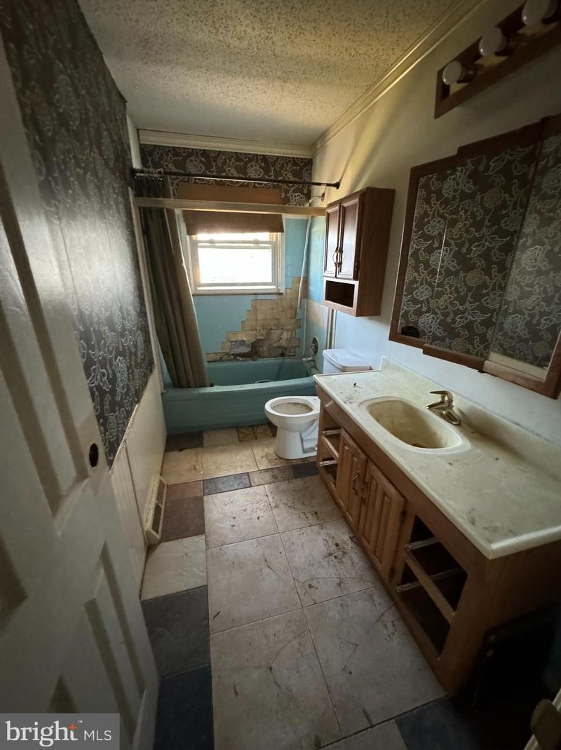 3117 Rheims Rd, Baltimore MD  21244-3437 exterior