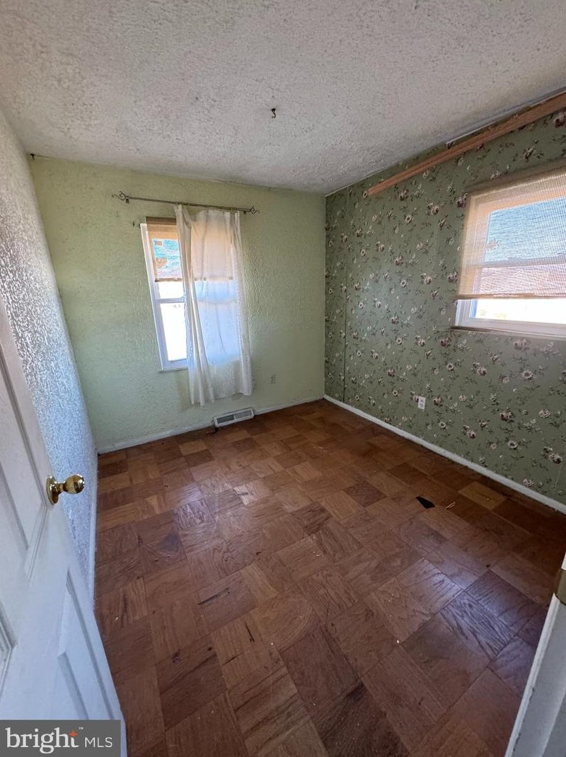 3117 Rheims Rd, Baltimore MD  21244-3437 exterior