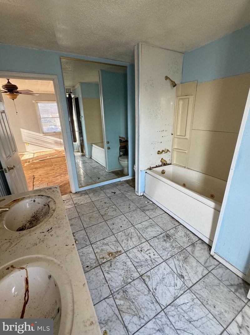 3117 Rheims Rd, Baltimore MD  21244-3437 exterior