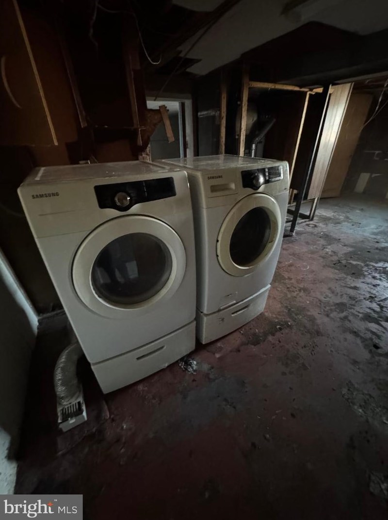 3117 Rheims Rd, Baltimore MD  21244-3437 exterior